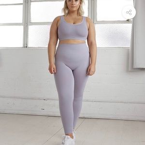 SET Active light purple leggings + sports bra set ✨